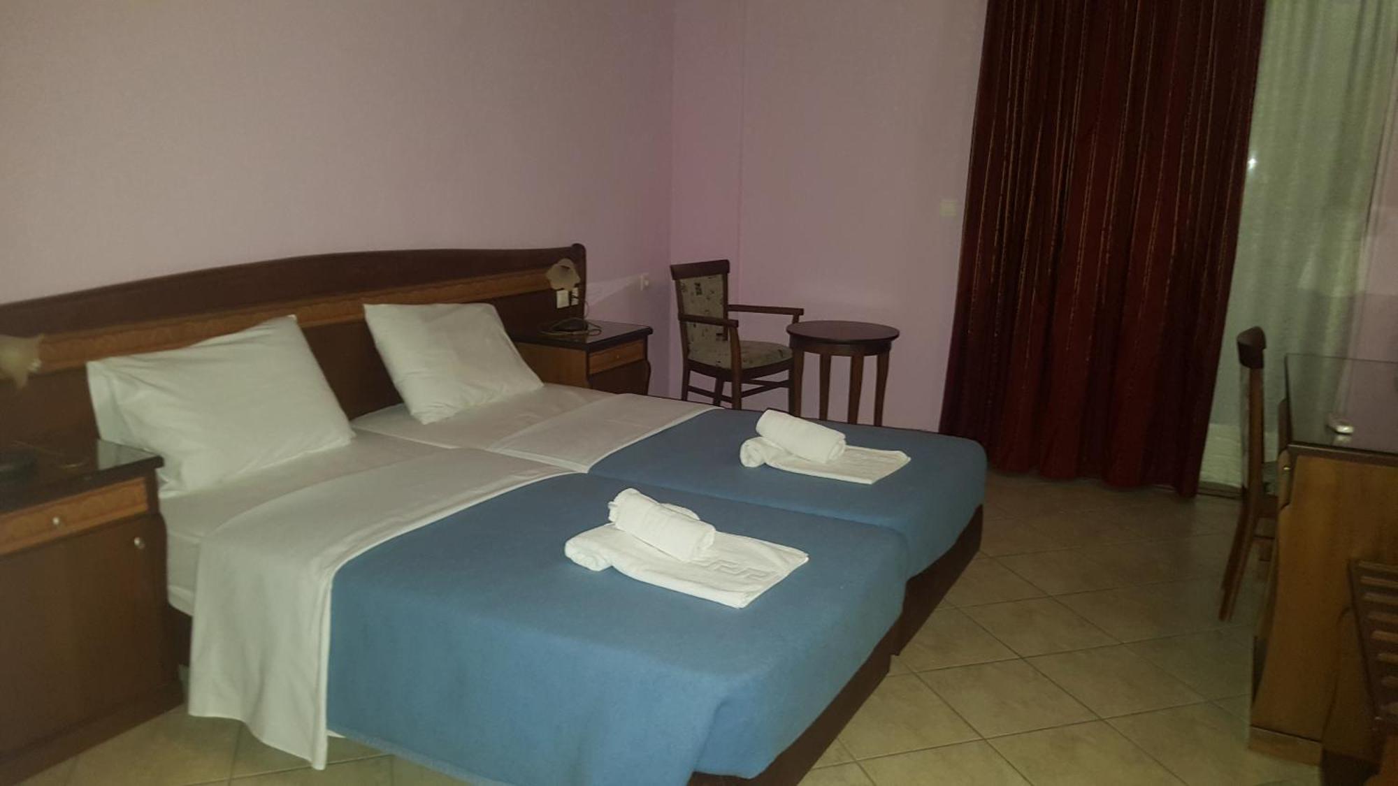 Thea Dodoni Hotel Manteio Екстериор снимка